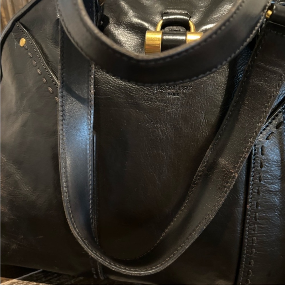 Yves Saint Laurent Shiny Black Leather Tote - Picture 10 of 14